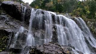 Cascada de Ars y estanque de Guzet [upl. by Eixirt479]