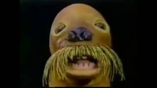 Walrus From Pingu Speaking German [upl. by Kela]