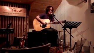 Tears in heaven Eric Clapton acoustic cover  Trần Khắc Trí  Openshare cafe [upl. by Barry348]