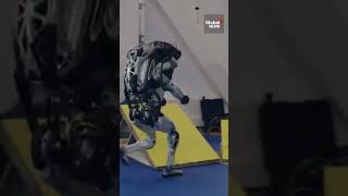 Boston Dynamics unveils its new humanoid robot 🤖 [upl. by Bernstein482]