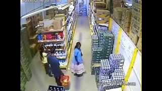 Woman thief in store in Kerala [upl. by Amber]