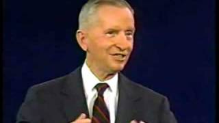 Ross Perot in 1992 on NAFTA and the quotGiant Sucking Soundquot [upl. by Barkley]