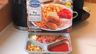 KERSHAWS Big Breakfast  BampM  Food Review [upl. by Nelav]