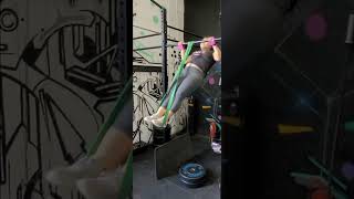 Como fazer o Kipping Pull Up do Crossfit [upl. by Airtal459]