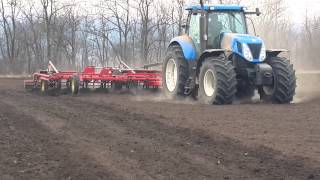 New Holland T7060 и култиватор КПС9 ПМ [upl. by Carlin]