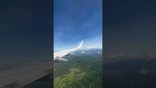 Timelapse of a Virgin 737 landing at Cairns Airport [upl. by Enyala]