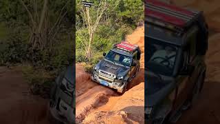 Ineos Grenadier vs Land Rover Defender  Extrem 4X4 OffRoad [upl. by Dnalra537]