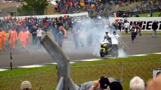 MotoGP Donington 2009  Toseland burnout [upl. by Sidky781]