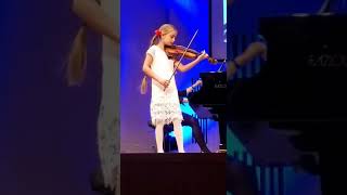 Diana Borchardt  9y spielt Bela Bartok Rumänische Tänze [upl. by Kries]