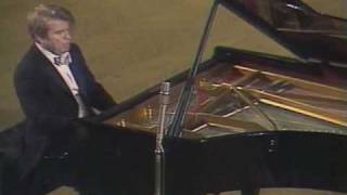 Gilels plays Prokofiev Prelude in CMajor quotHarpquot op 127 [upl. by Desmond]