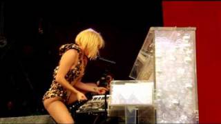 Lady Gaga  Poker Face Acoustic Version Live at Oxegen Festival 2009 HQ [upl. by Haydon]