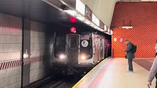 R160A E Train Stoping at Sutphin BlvdArcher Av JFK [upl. by Weingarten365]