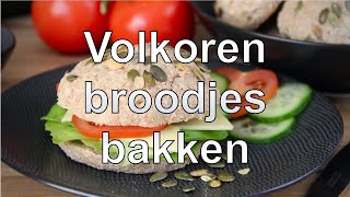 Volkoren broodjes bakken [upl. by Leahcimluap]