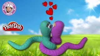 Clay modelling PlayDoh  WORMS IN LOVE  Knetmasse Knete plasticine пластилин plastilina [upl. by Elagibba]