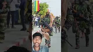 Army army wale dekhiae chaku se kat rahe hain Gala nahin kat raha hai dusra koi katega comedy [upl. by Llenrev146]