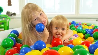 The Ball Pit Show for learning colors Part 4 quotSummerlandquot  childrens educational video [upl. by Glenn570]