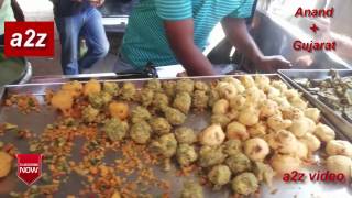 indian street food in anand Bhajiya Most Popular Gujarati Fast Food🍟 [upl. by Enyrehtak]