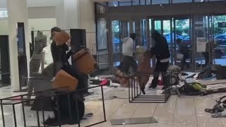 Group of thieves loots Canoga Park Nordstrom [upl. by Zumwalt]