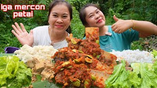 IGA MERCON PETAI‼️ MUKBANG DIKEBUN BARENG SUSAN PANIK DIKEJAR HUJAN 🤣🤣 [upl. by Lefton]