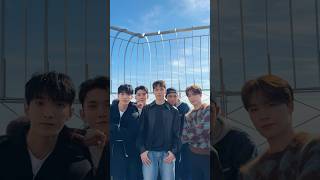 LOVEMONEYFAME at 1000ft up Empire State Building SEVENTEEN 세븐틴 SPILLTHEFEELS [upl. by Mcnelly521]