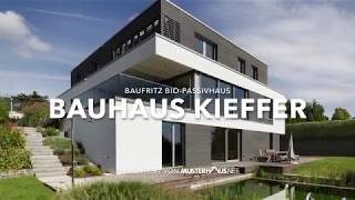 Passivhaus im Bauhausstil von Baufritz [upl. by Franek]