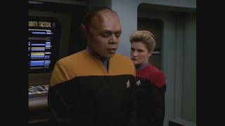 That Time Janeway Murdered Tuvix as Voyager Crew Stood By and Watched [upl. by Judy]