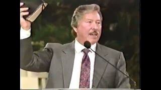 HAL LINDSEY  60  EXPLAINS THE END OF THE WORLD  THE WORLDS LEADING BIBLE PROPHECY EXPERT [upl. by Johann]