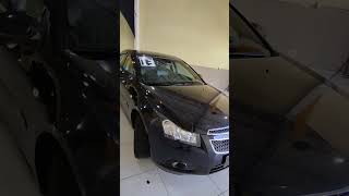 Chevrolet Cruze LT 18 2012 Versões opções de câmbio e história [upl. by Anayek]