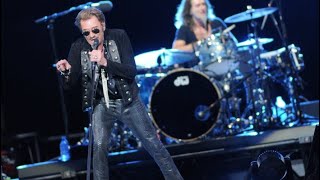 VIDEO Johnny Hallyday Live At Tours FRA 20160703 Good Quality [upl. by Refeinnej]