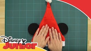 Manualidades de Navidad Tutorial  Gorro de Navidad de Mickey  Disney Junior Oficial [upl. by Jemimah]