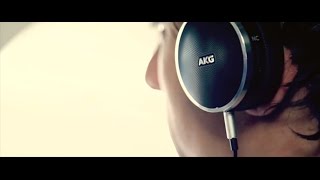 AKG N60 NC  Audiofilskie słuchawki z aktywną redukcją szumów polskie napisy [upl. by Nilo]