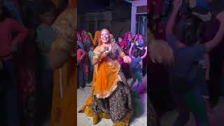 गुलमोहर कणिया सिगंर विरसिंग बनोठा  Meenawati  dance Meena ki ladiss ka dance  viral dance video [upl. by Yendis83]