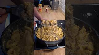 Cremige TortelliniPfanne mit Hackfleisch amp Käse 🤤🔥 shorts rezept recipe [upl. by Lerred]