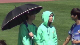 fancam 130903 아육대 BTOB 즐겁게 놀 일훈 성재 [upl. by Alam204]