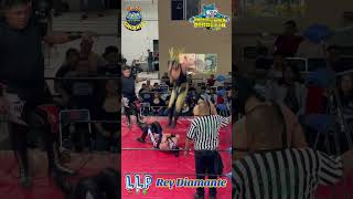 Espectaculares movimientos que nos regala REY DIAMANTE de la Dinastía Azul LLP cmll aew [upl. by Nassir]