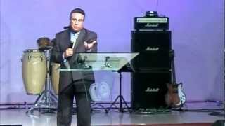 Pastor Chuy Olivares  Fieles al encargo de Dios [upl. by Mezoff104]