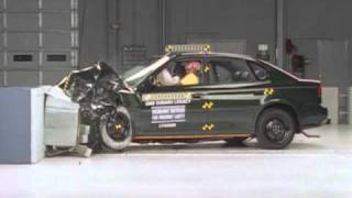 2000 Subaru Legacy moderate overlap IIHS crash test [upl. by Sholem]