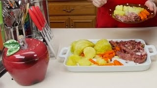 How to Make Corned Beef and Cabbage in a Pressure Cooker [upl. by Nogam]