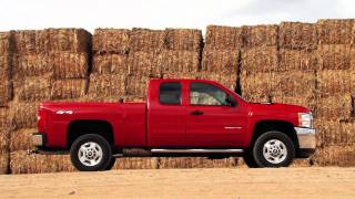 Chevrolet Silverado HD Wins 2011 Motor Trend Truck of the Year [upl. by Anirbac412]