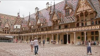 Tourisme  quelle tendance pour le mois de juillet en Bourgogne FrancheComté [upl. by Dlarej377]