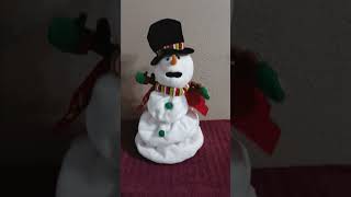 FROSTY THE SNOWMAN Sings his song his mouth moves as he Dances Up amp Melts Down To His Song [upl. by Yssirhc]