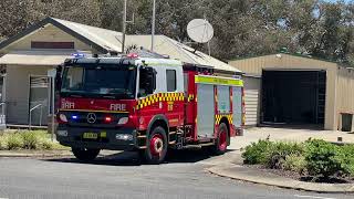 FRNSW returning to fire station light demo and air horn burst Yamba [upl. by Ynitsed267]