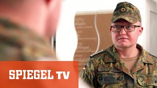 Früher Kornelia heute Konstantin der Transmann bei der Bundeswehr  SPIEGEL TV [upl. by Elahcar]