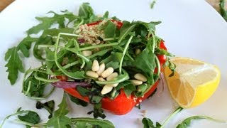 Rezept Quinoa Salat mit geschmortem Gemüse  Allrecipes Deutschland [upl. by Myron428]