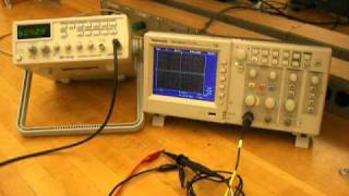 Function Generator amp Oscilloscope 1004507MOV [upl. by Bertrand776]