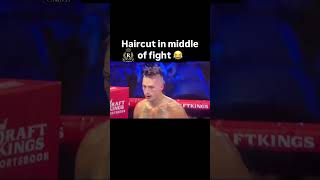 Boxer gets haircut during fight 😳😂 [upl. by Adieren]