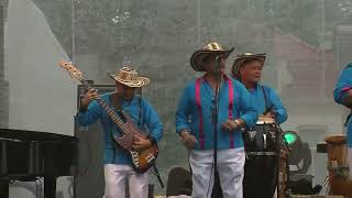 Anibal Velasquez amp Los Locos Del Swing Carruseles Live [upl. by Innaig]