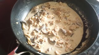 Pinch of Nom recipe  Creamy garlic chicken [upl. by Ellehcim262]