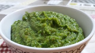 PESTO di BASILICO e MANDORLE fatto in casa 🌱 Ricetta FACILE di A modo MIO [upl. by Eeuqram]