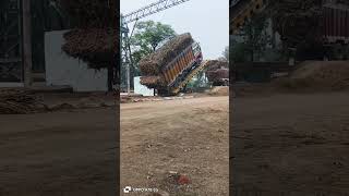 Oh my God 😲 track lovers देख लो 😲 follow viralvideo [upl. by Okoyk304]